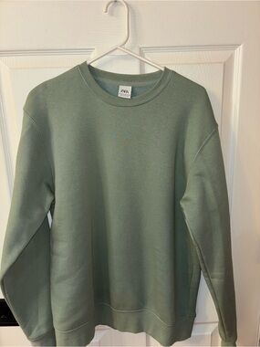 Zara Men's Sage Green Crewneck Pullover